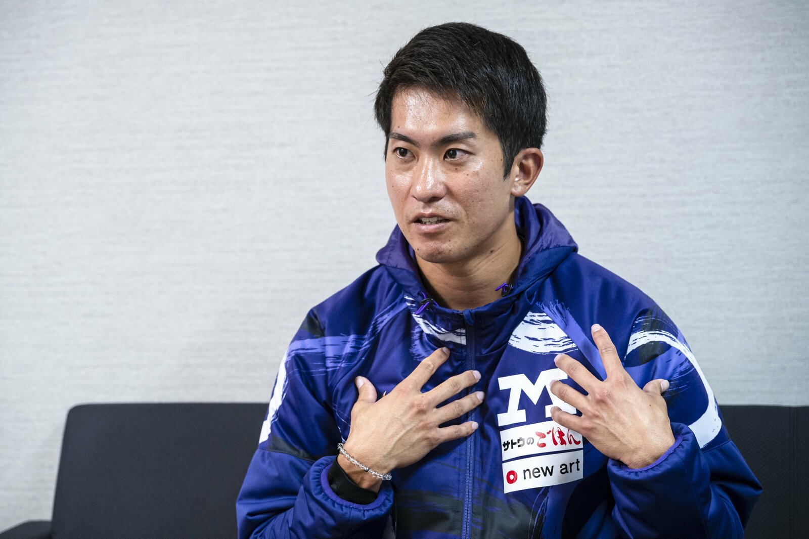 「来季は骨太なチームに」ビジョンを語る明治大学・射場雄太朗コーチ　photgraph by Takuya Sugiyama