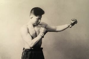 タクシー運転手の手首を日本刀で斬り落とし、爆破テロで大臣襲撃…「最高最大の豪傑ボクサー」野口進とは何者か