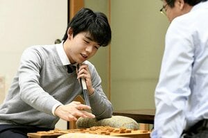 「命懸け」「アリ地獄」でも藤井聡太二冠は“39勝1敗”… 中村太地七段が語る将棋「順位戦」の恐ろしさと重みとは