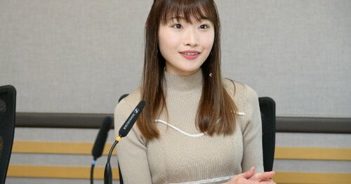 競馬実況　藤原菜々花直筆サイン 藤原菜々花アナ サイン入り色紙プレゼント | | 中山プレゼント