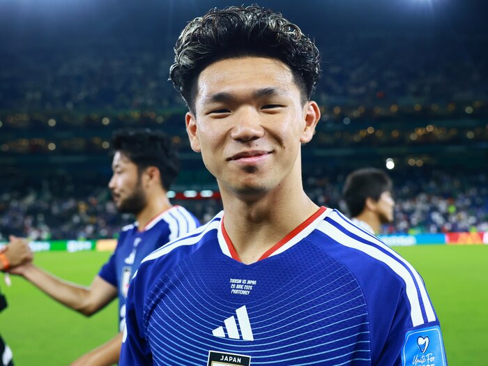 “日本代表最年少”21歳塩貝健人の強気宣言「W杯で活躍して、ビッグクラブへの移籍を勝ち取りますよ」…代理人に届いた「うちに来る気はあるか？」W杯移籍市場のウラ側＜Number Web＞ photograph by AFLO