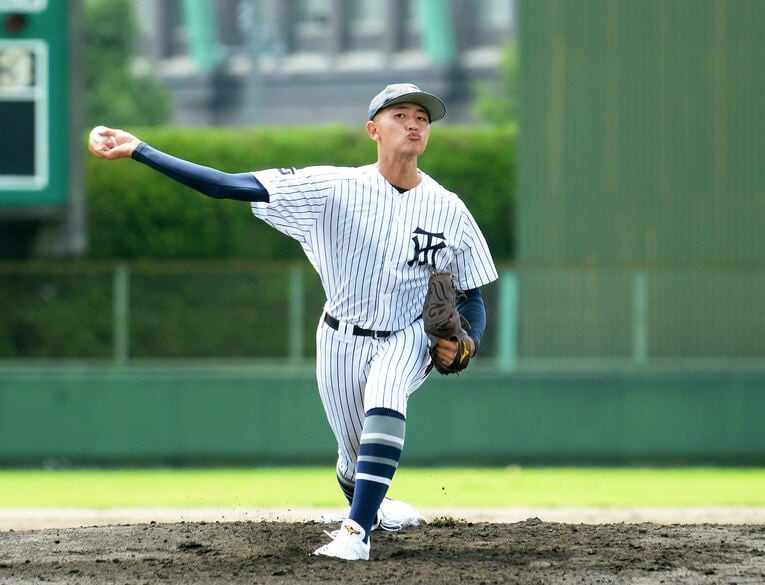 日本ハム4位指名の安西叶翔投手（常葉大菊川高・186cm86kg・右投右打）　©AFLO