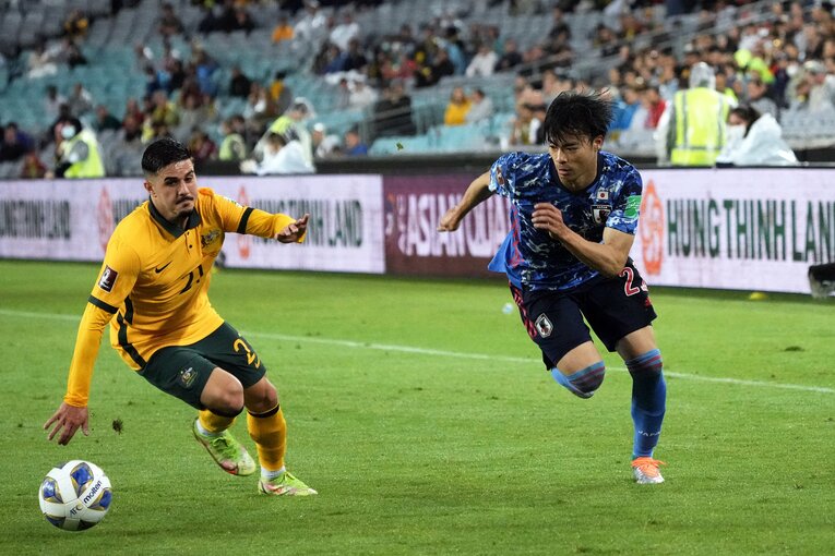 今年3月24日のアジア最終予選、アウェイでのオーストラリア戦。途中出場した三笘薫の2ゴールで2－0勝利　©Getty Images