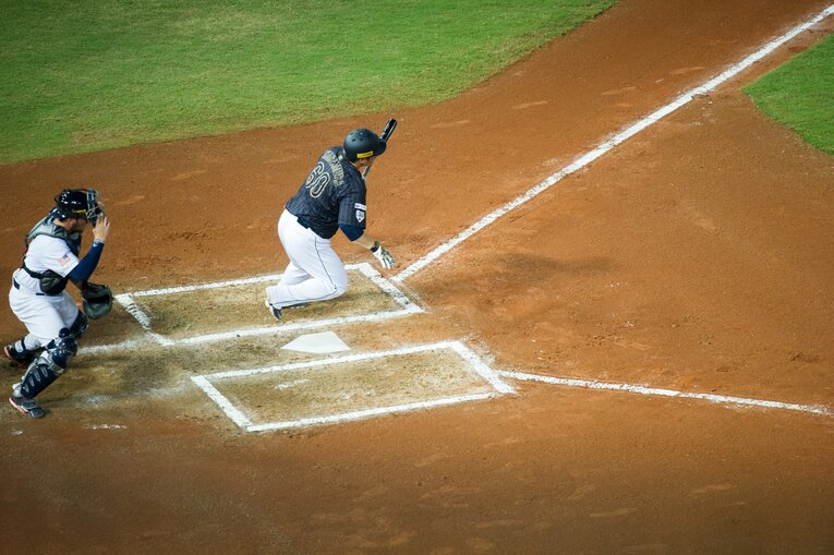 「サンペイ、三振してもいいからさ」“おかわりくん”ブレイク前夜の西武・中村剛也を救った言葉《祝・史上14人目の450本塁打》(73)