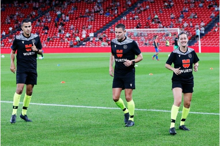 久保建英を間近で撮って気づいた《試合前ルーティンとファールを受けた後のクセ》 韓国の至宝イ・ガンインとの共存はどうなる？(4)