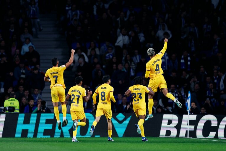 バルサを苦しめた久保建英にチャビ監督「素晴らしい」、だが結末は悲劇…撮影前「タケが2点取って勝つ」地元バル店長の愛に沁みる重責(16)