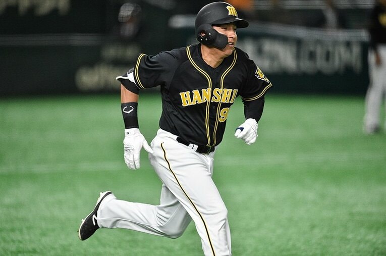 2019年、阪神所属時のナバーロ。日本との対戦は“再仕官”のモチベーションもあるかもしれないため要注意だ ／ photograph by Nanae Suzuki