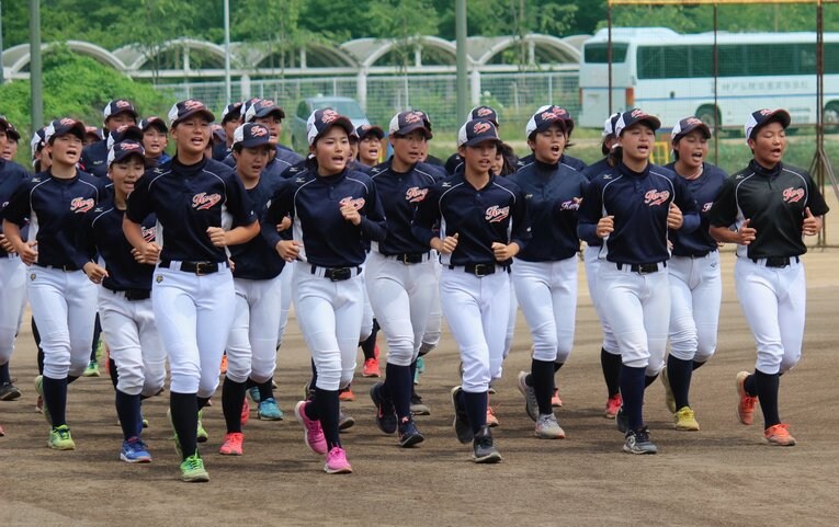 決勝進出へ向けて汗を流す神戸弘陵　©︎Yu Takagi