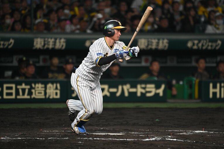 日本シリーズでは歴代3位の14安打、打率.483と打ちまくった近本　©︎Naoya Sanuki