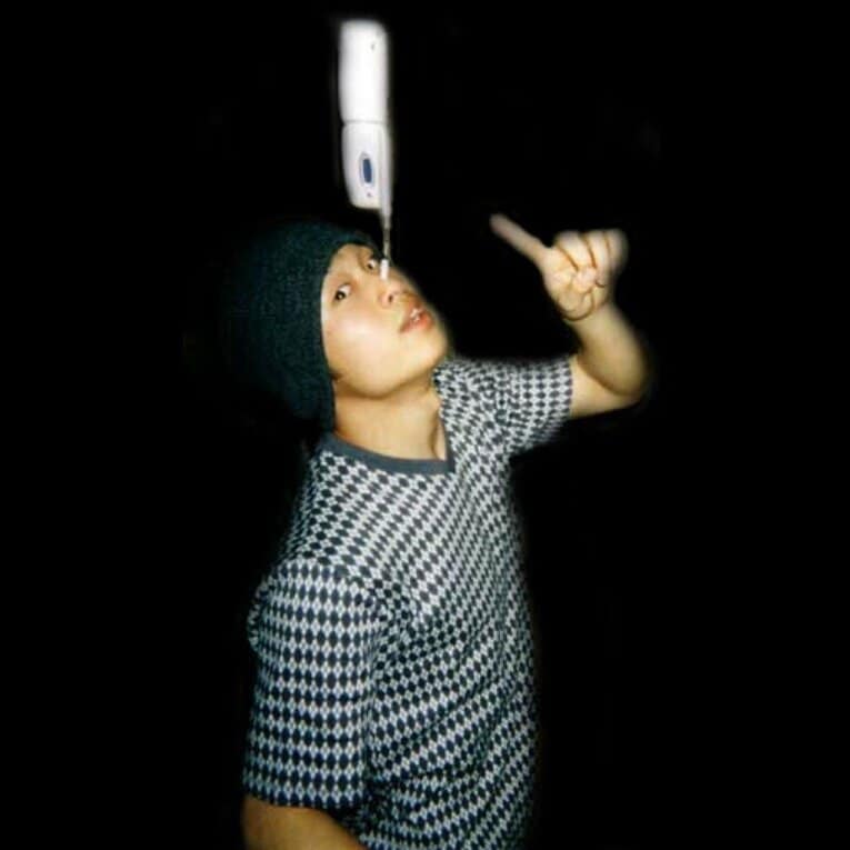 「体育館裏、彫刻刀で左腕を…」マイケルや金正恩に技を披露した大道芸人が壮絶イジメ体験を中高生に伝える理由《中3で渡米、17歳でW杯》(9)