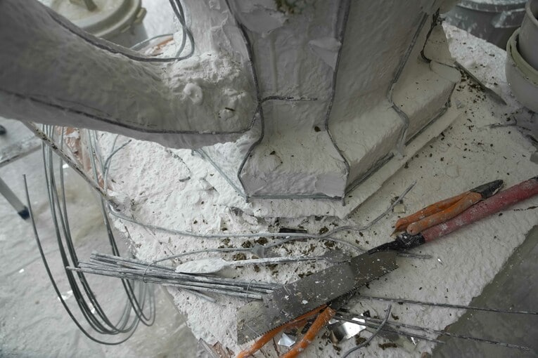 直径5ミリの太い針金