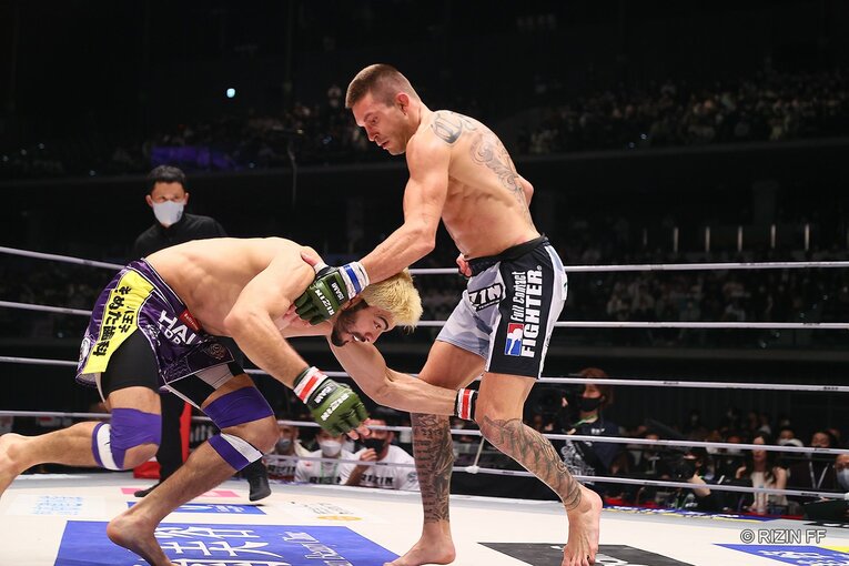 ホベルト・サトシ・ソウザ