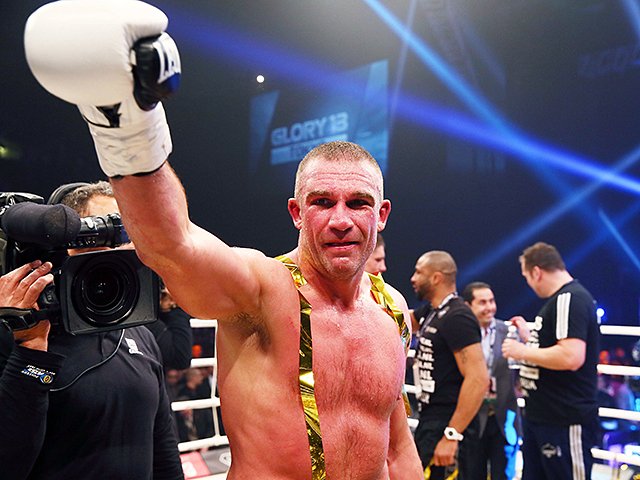 ピーター アーツの 大 引退試合は 日本格闘技界の美しき青春の終わり 格闘技 Number Web ナンバー