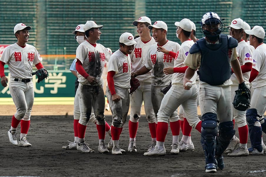 なぜ ヒーロー不在 の甲子園になった 勝利至上主義に変化 智弁和歌山監督は スター投手が壊れたら終わり はおかしい 高校野球 Number Web ナンバー