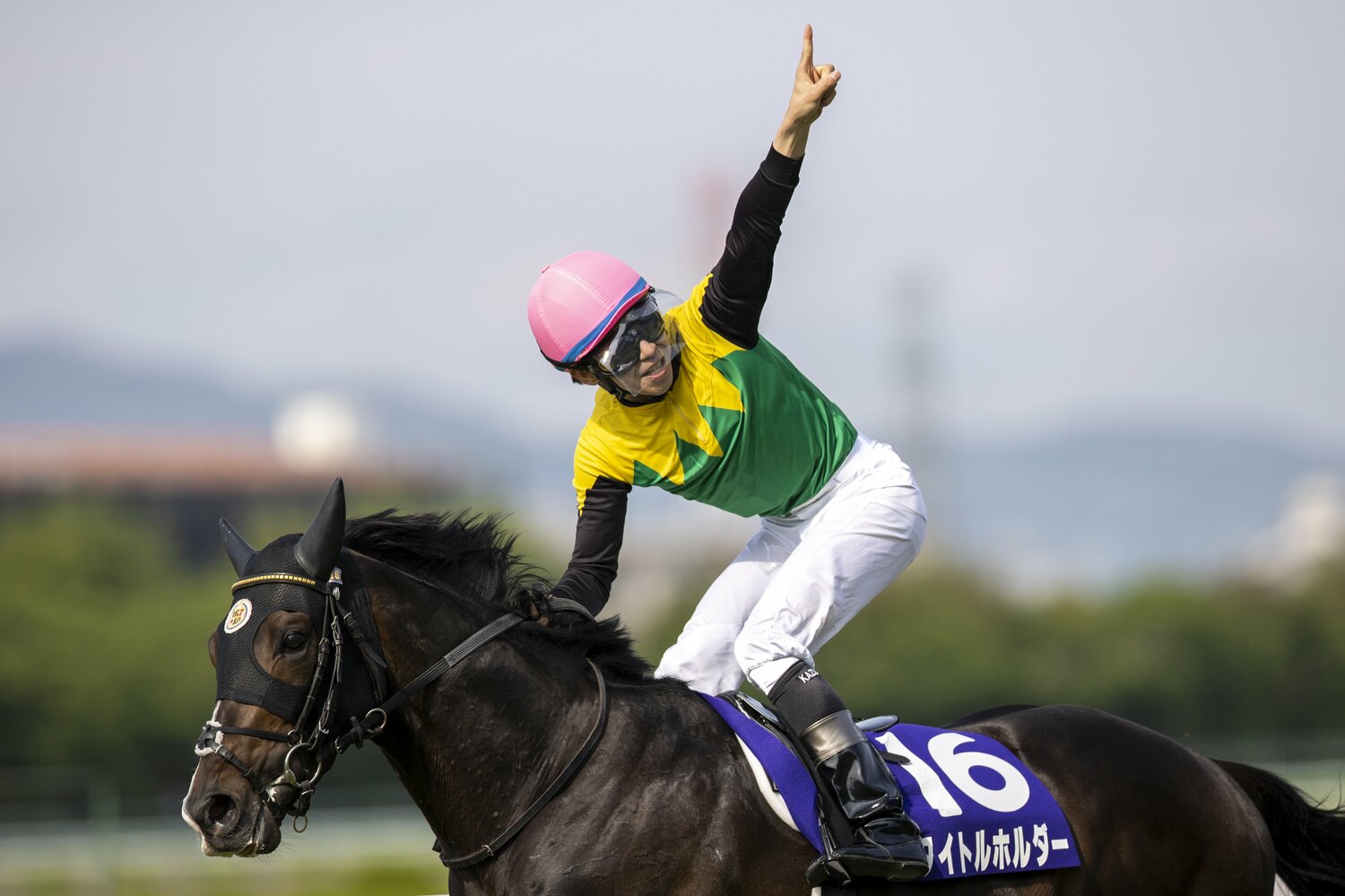 見事なペース配分でタイトルホルダーを導いた横山和生はGI初制覇となった　©Photostud