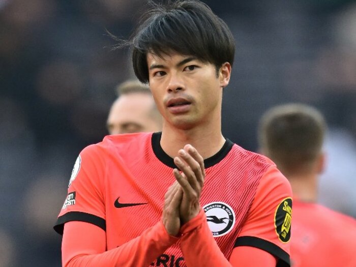 「ミトマのお母さんに感謝しないと…」なぜデゼルビ監督は三笘薫25歳の才能を見抜けた？ イタリア人記者が明かす「デゼルビが絶対に許さないこと」＜Number Web＞ photograph by Getty Images