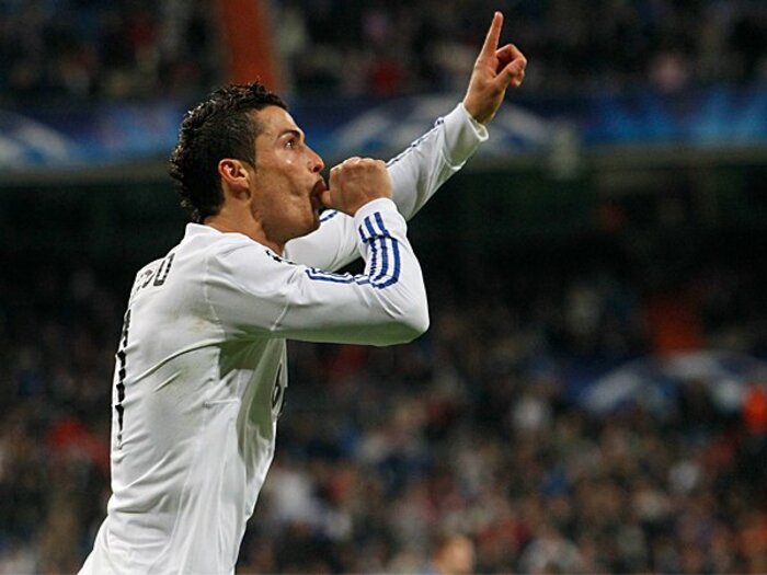 今季CLベスト16の鍵は再戦＆リベンジ。～レアル、昨年の雪辱はなるか？～＜Number Web＞ photograph by MarcaMedia/AFLO