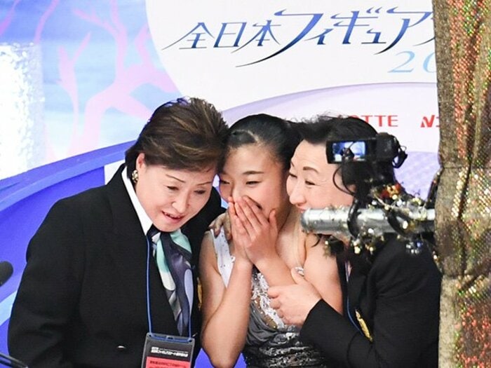 全日本を制した坂本花織の気迫。「跳ぶから観てろよ、って」＜Number Web＞ photograph by Asami Enomoto