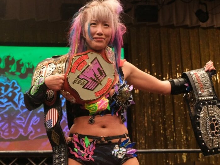 「スターダムをクビになって…」人気女子プロレスラーが初告白　ウナギ・サヤカ“超満員の自主興行”に密着して感じた「不思議な風格」＜Number Web＞ photograph by Norihiro Hashimoto