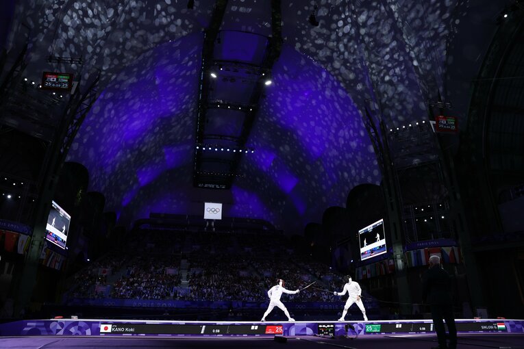 25対25で並び、勝負は延長戦に　©Ryosuke Menju/JMPA