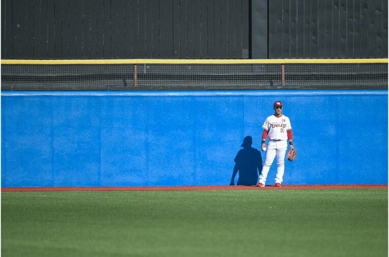《異例の戦力外通告》が続く終盤戦と浅尾拓也を抜いたヤクルト3年目ドラ1・清水昇の日本新「48ホールド」 〈週刊セパ記録〉(29)