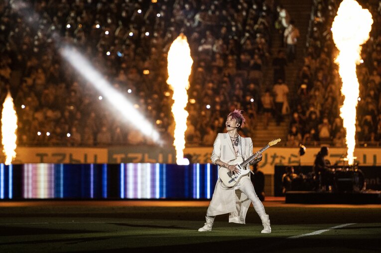 初戦に登場したMIYAVI　©Asami Enomoto