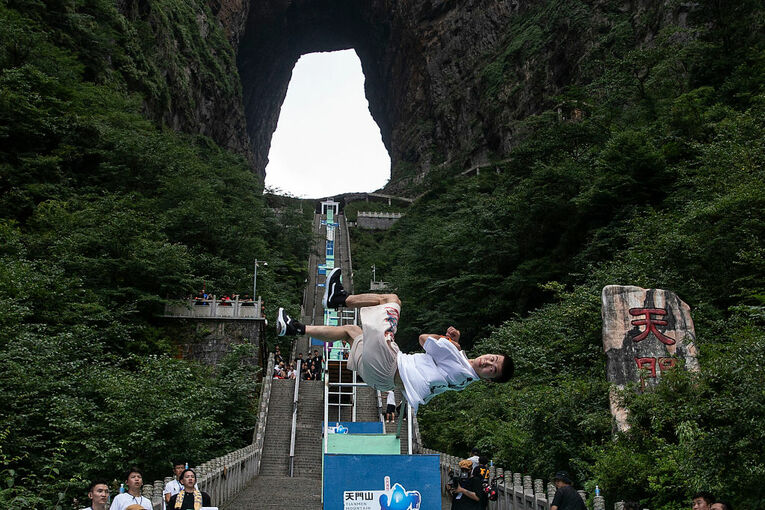 7月、中国で行われたパルクールの大会　©Getty Images