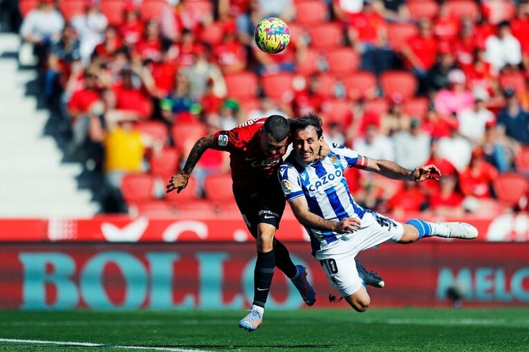 「クボは好きだよ。いつか…」古巣少年ファンが愛する久保建英21歳「マジョルカ帰還で大拍手→元戦友とハグ」を撮って感じたこと(42)