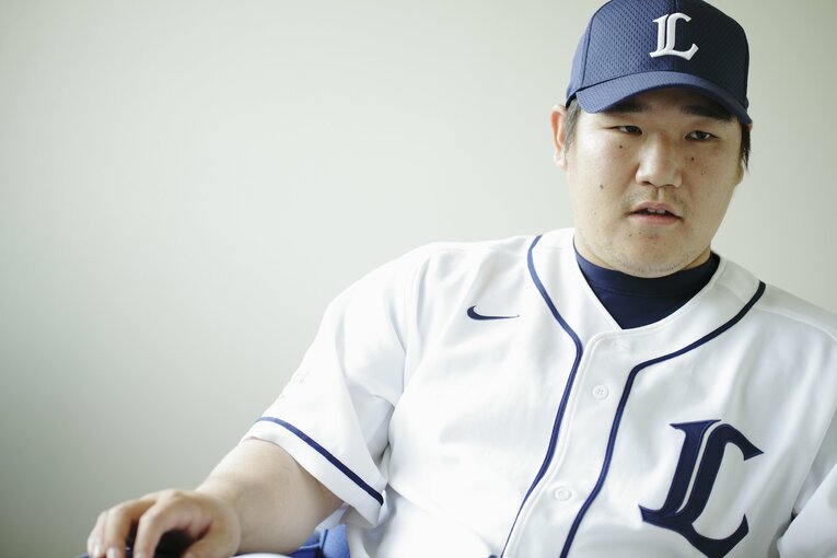 「サンペイ、三振してもいいからさ」“おかわりくん”ブレイク前夜の西武・中村剛也を救った言葉《祝・史上14人目の450本塁打》(68)