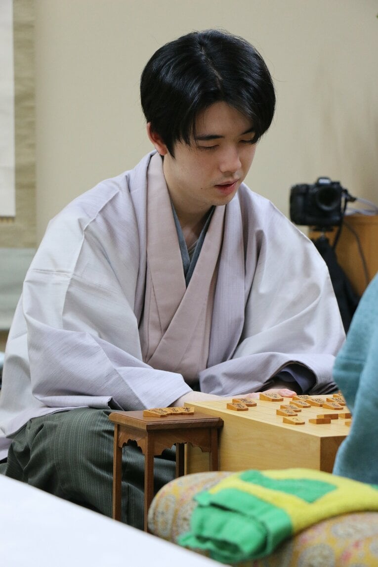 王将戦第5局、激選後の2人の様子（写真は右に続きます）　©Shintaro Okawa