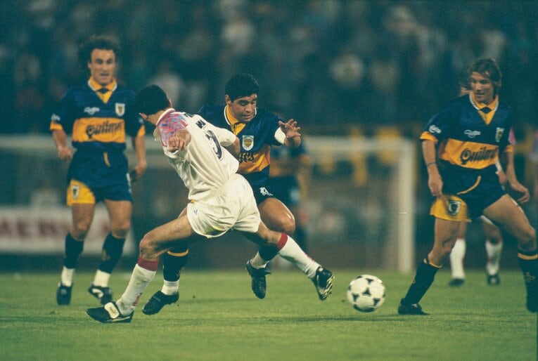 90年代、ボカに復帰した頃のマラドーナ（全2枚中の1枚目）　©Kazuaki Nishiyama