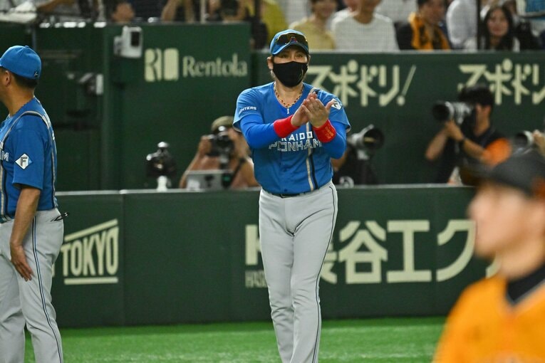 指揮官としての手腕を発揮し出している新庄監督　©︎Hideki Sugiyama