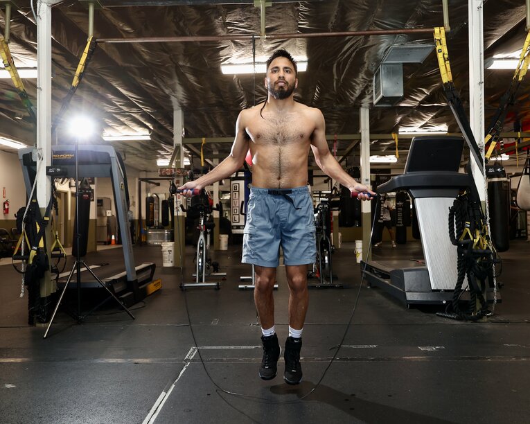 ラモン・カルデナス　©︎Mikey Williams/Top Rank