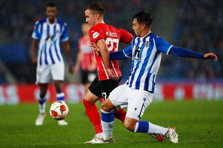 堂安律がPSVで得つつある信頼… 懐かしの“香川真司の元相棒”ゲッツェ、“89億円の価値”スペイン代表MFを撮って気づいたこと(20)