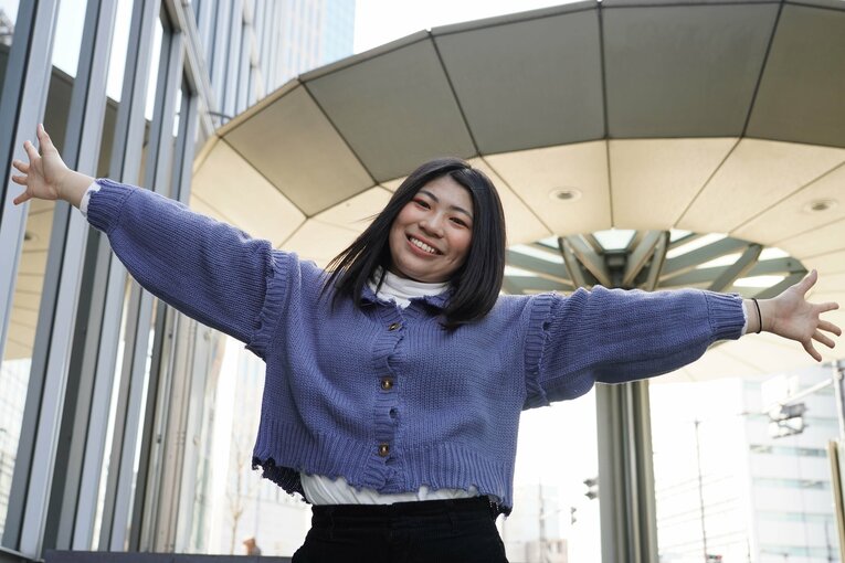 「私、学校では暗いんで…」妹思いの“現役女子高生ファイター”羽南が明かす「進路がプロレスラーになった日」《特別グラビア》(19)