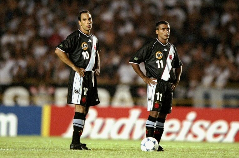 バスコダガマ時代のエジムンドとロマーリオ　©Getty Images