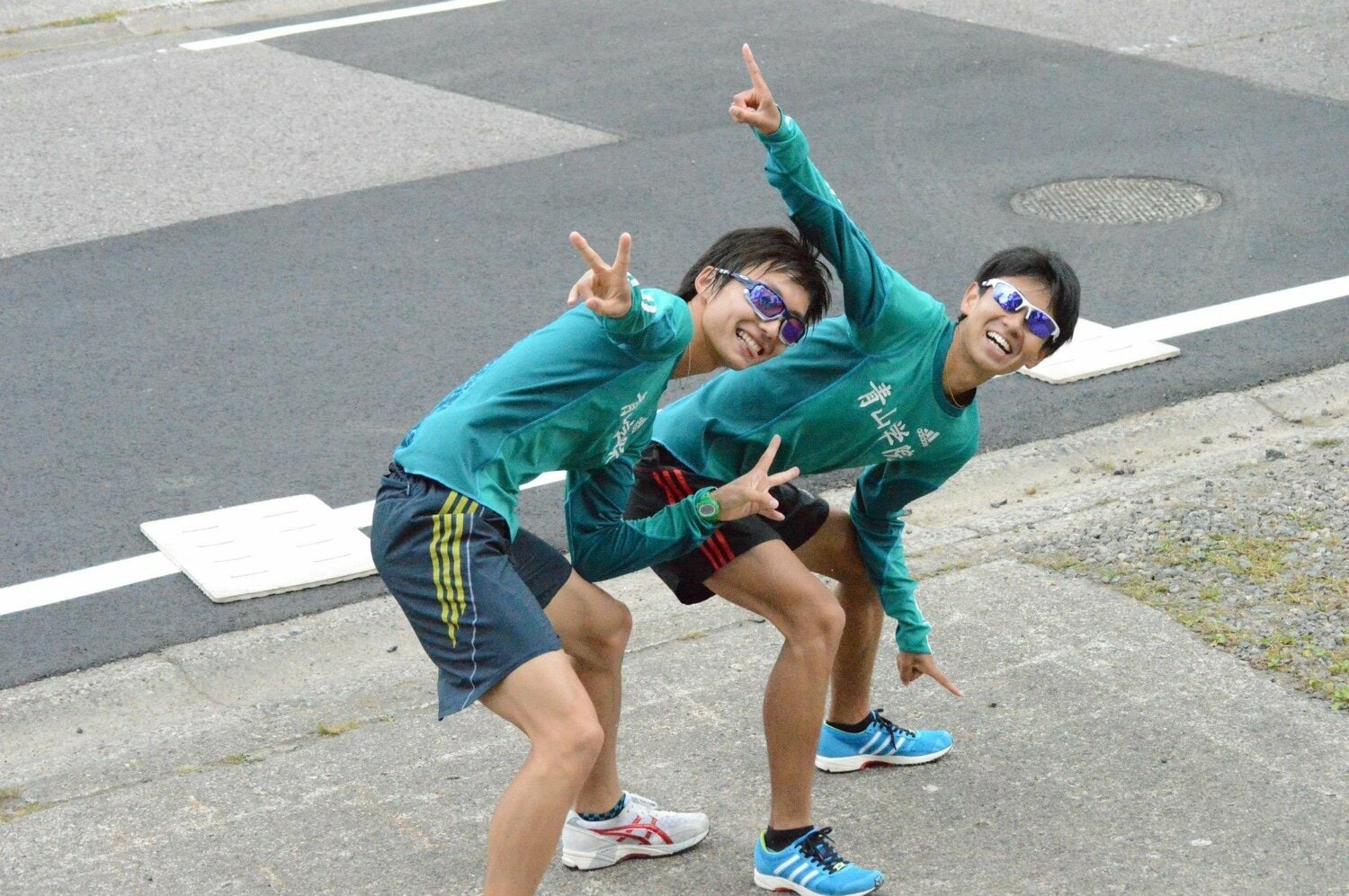 大学時代の神野と田村　写真は本人提供