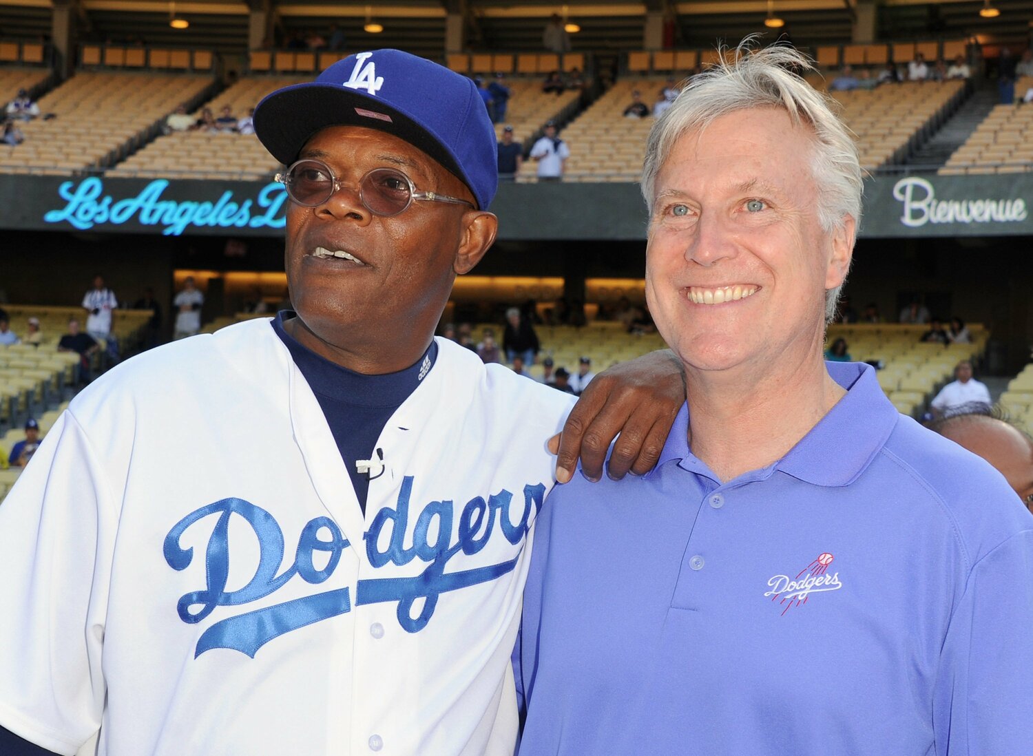 2012年からドジャースの経営権はグッゲンハイム・パートナーズへと移譲。俳優のサミュエル・L・ジャクソンと肩を並べる同社CEOのマーク・ウォルター(右) ©Getty Images