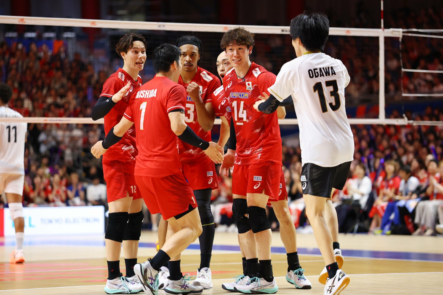 ネーションズリーグでは負傷の影響もあり本来の凄みを見せれなかった石川祐希。しかし、選手層が厚い日本代表においても、特別な存在感を放つ　©︎JVA/AFLO SPORT