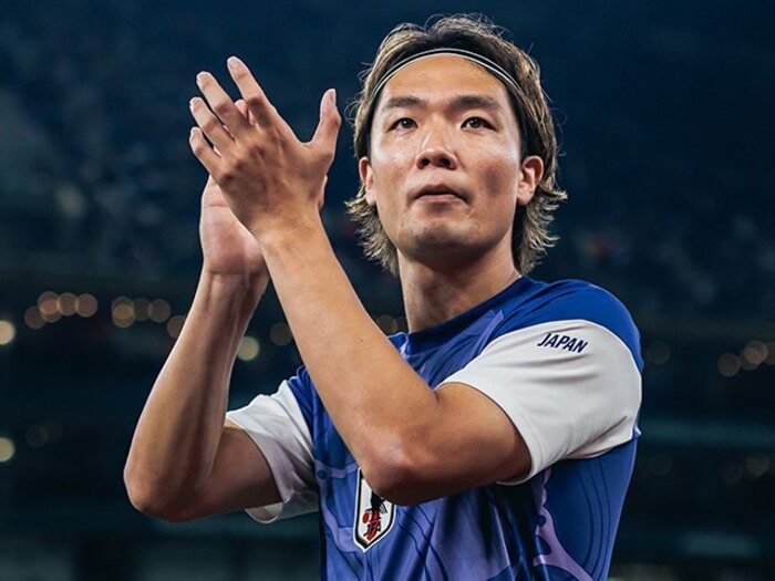 “テレビに映らない”日本代表チュニジア戦圧勝の胸アツ景色「じつは3点目に大騒ぎせず」「新キャプテン板倉滉が皆とハイタッチ」カメラマンは撮った＜Number Web＞ photograph by Kiichi Matsumoto/JMPA