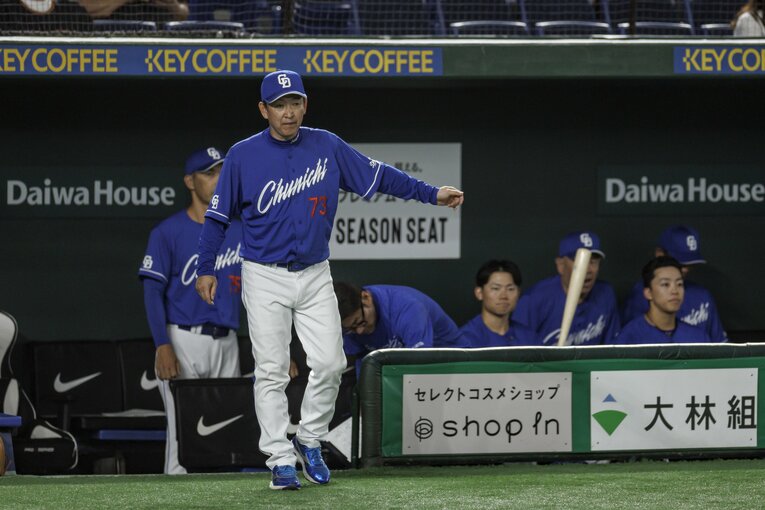 立浪監督　©Kiichi Matsumoto