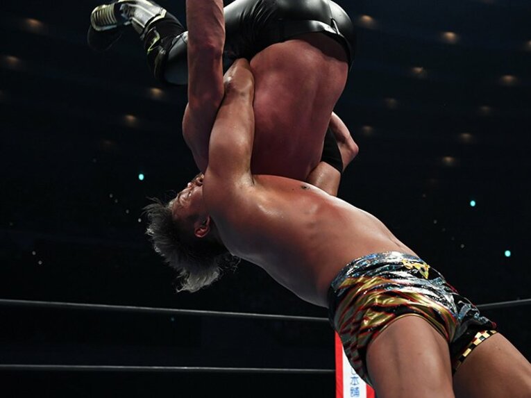 オカダ・カズチカ大阪城フルタイム戦。IWGPベルトに執着した60分の死闘。(2)