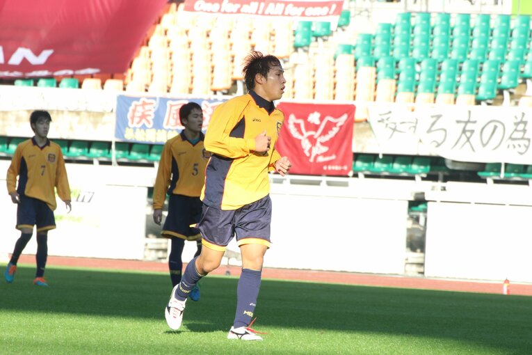 藤枝明誠高・遠野大弥（川崎フロンターレ）©︎Takahito Ando