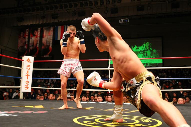 2016年1月31日、マリノス・カリシス戦で“トリケラトプス拳”を初披露　©Susumu Nagao