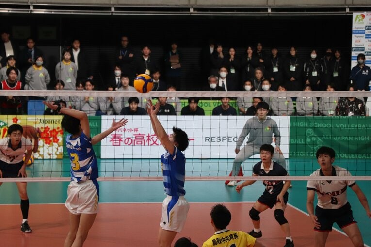 春高バレー2回戦／鳥取中央育英高校vs.慶應義塾高校