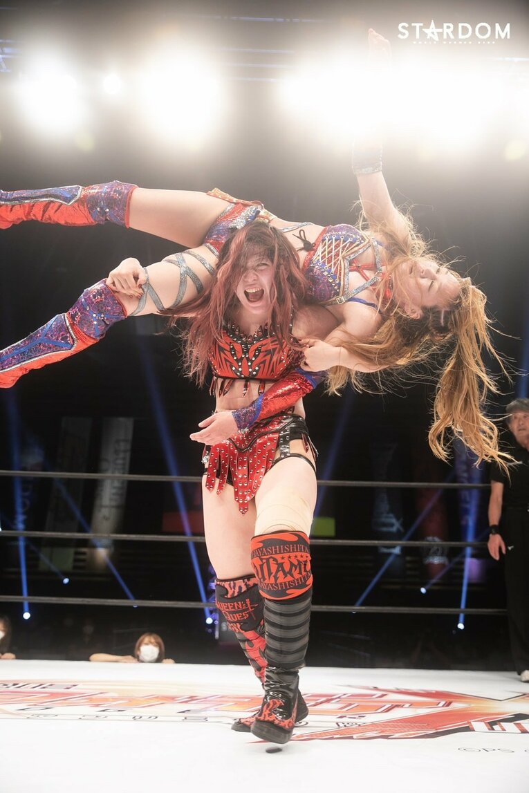 朱里が大号泣、林下詩美は放心状態に… スターダム“赤いベルト”をかけたベストバウトと選手たちが味わった挫折(11)