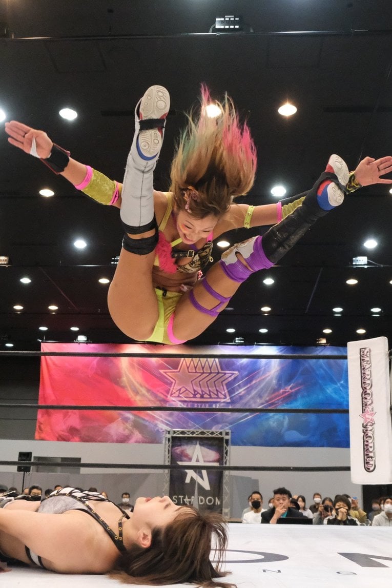 ウナギvsなつぽい　©Norihiro Hashimoto