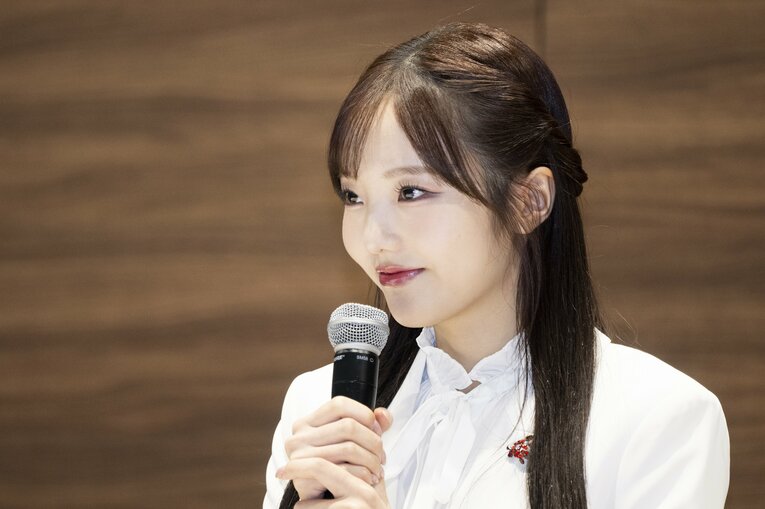 引退会見では浅田真央との会話についても明かした本田真凜　©Asami Enomoto