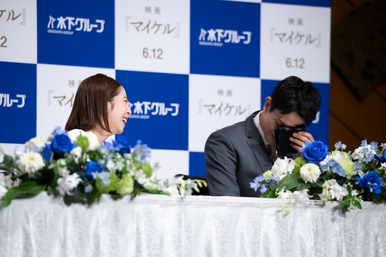 会見冒頭、涙が止まらなかった木原　©Asami Enomoto