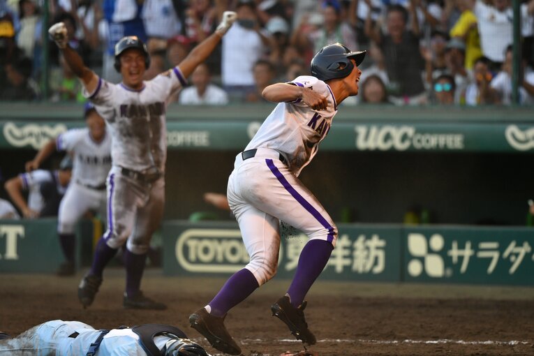 「2018年」金足農ナインの喜びが爆発した（9枚目／全11枚）　©Hideki Sugiyama